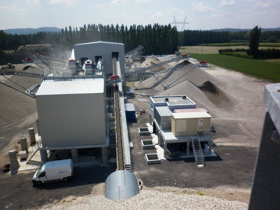 NORD Drivesystems gearmotors are being used on the Pradier quarry site in the South of France